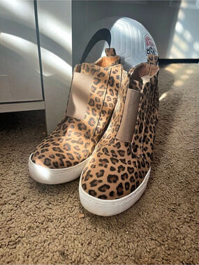 Serra Leopard Print Wedge Sneakers